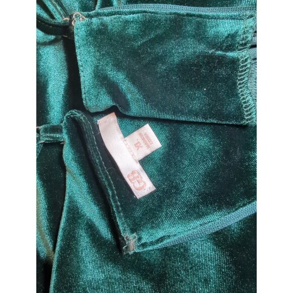 GB Womens Emerald Green Crush Velvet Dress XL Fairy Holiday Gothic Elegance Glam - Picture 9 of 13